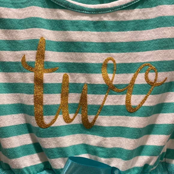 Adorable 2T dress. worn once for birthday party. In excellent condition. - Picture 2 of 4